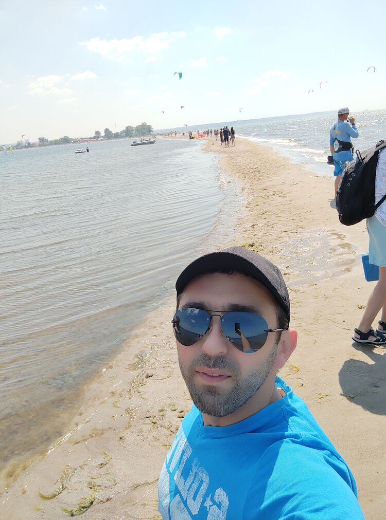  ,   Farid, 39 ,  