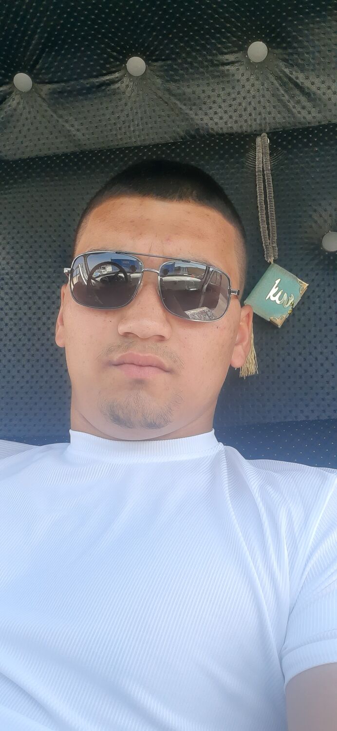  34955889  Rustambek, 21 ,    