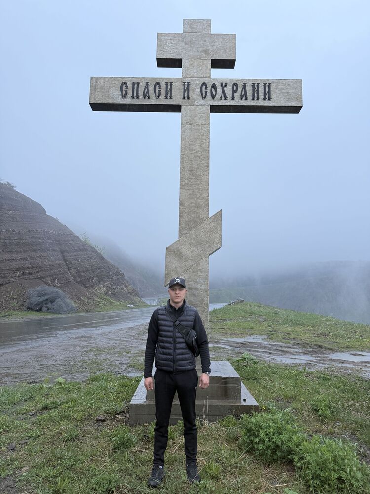  53385149  , 22 ,    -