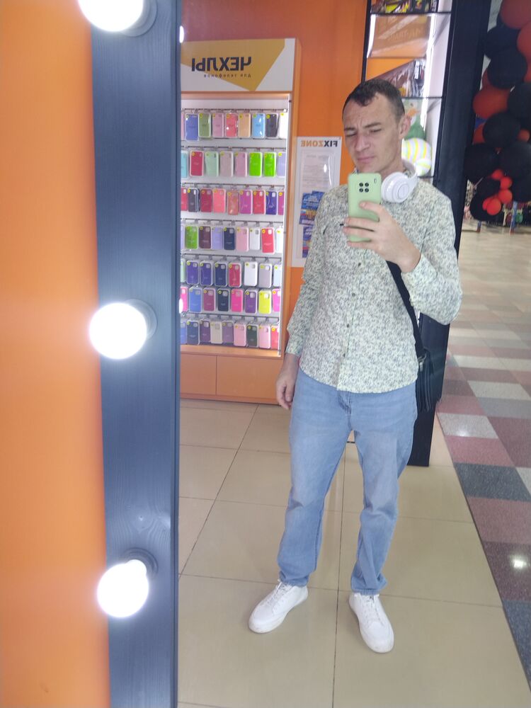  36867099  Andrey, 31 ,    