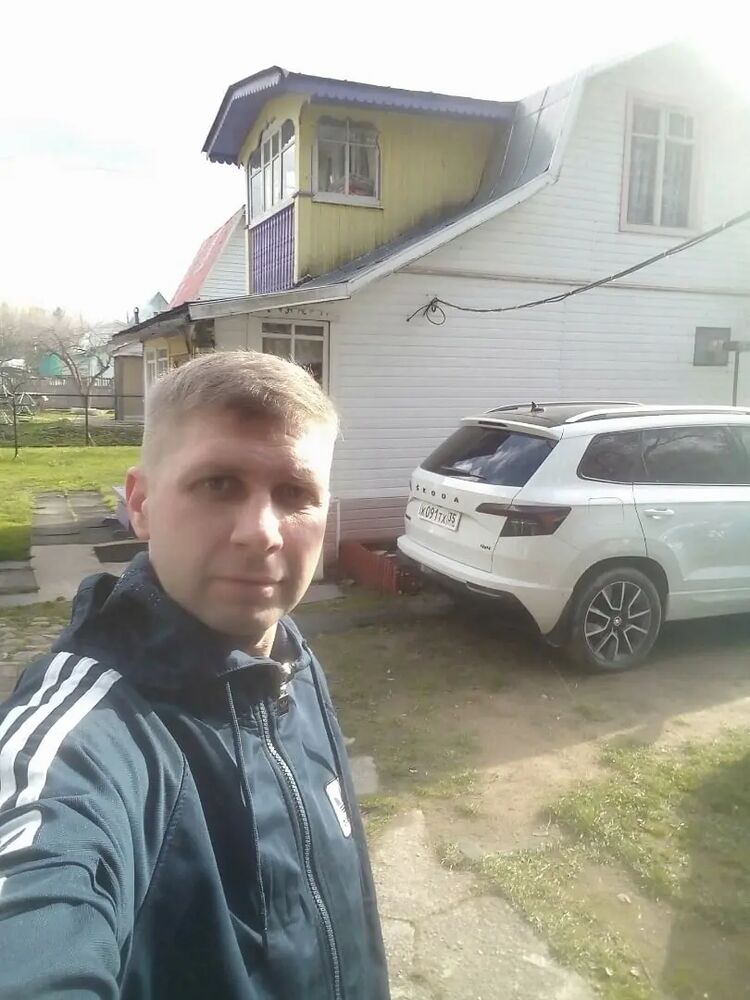  38501279  , 33 ,    