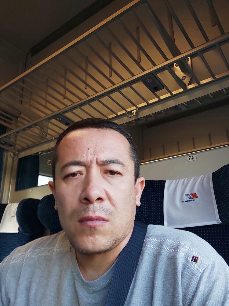  28323319  Zohirjon, 45 ,    Posen