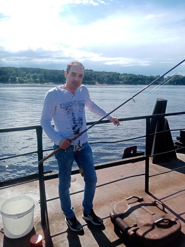  20796839  Oleg, 44 ,    