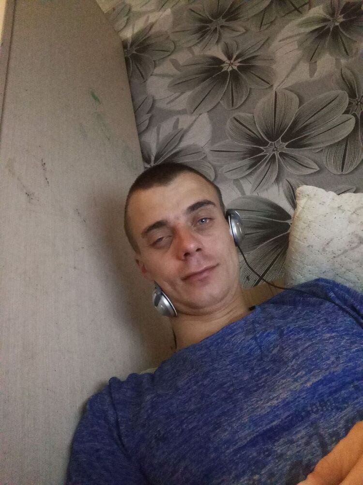  52854729  , 33 ,    -
