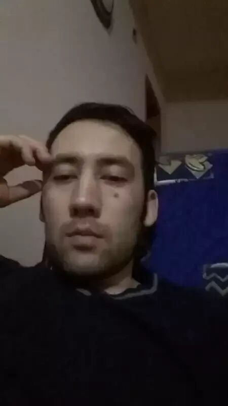  31566439  Umedjon, 33 ,    