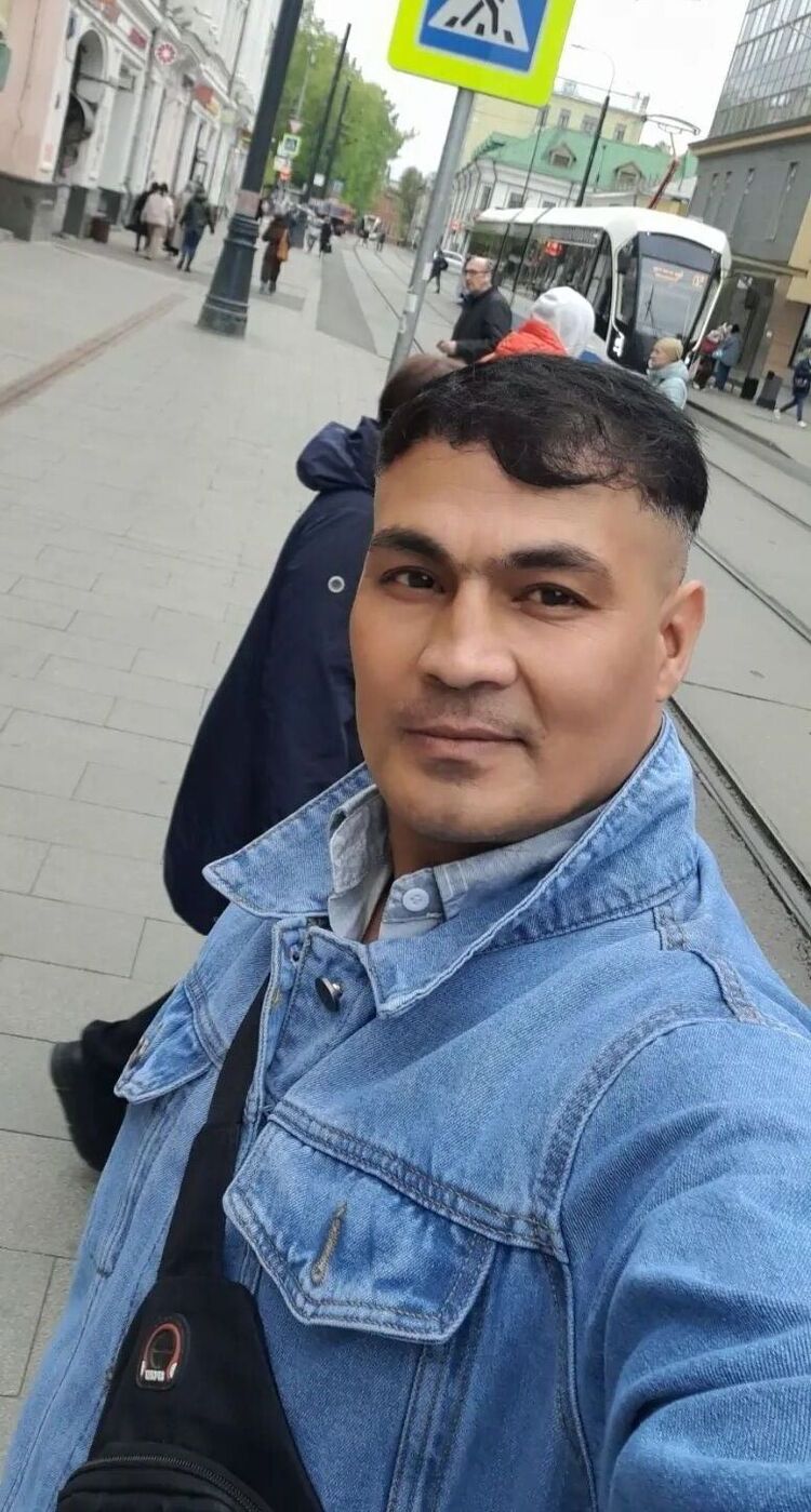  52805589  , 38 ,    