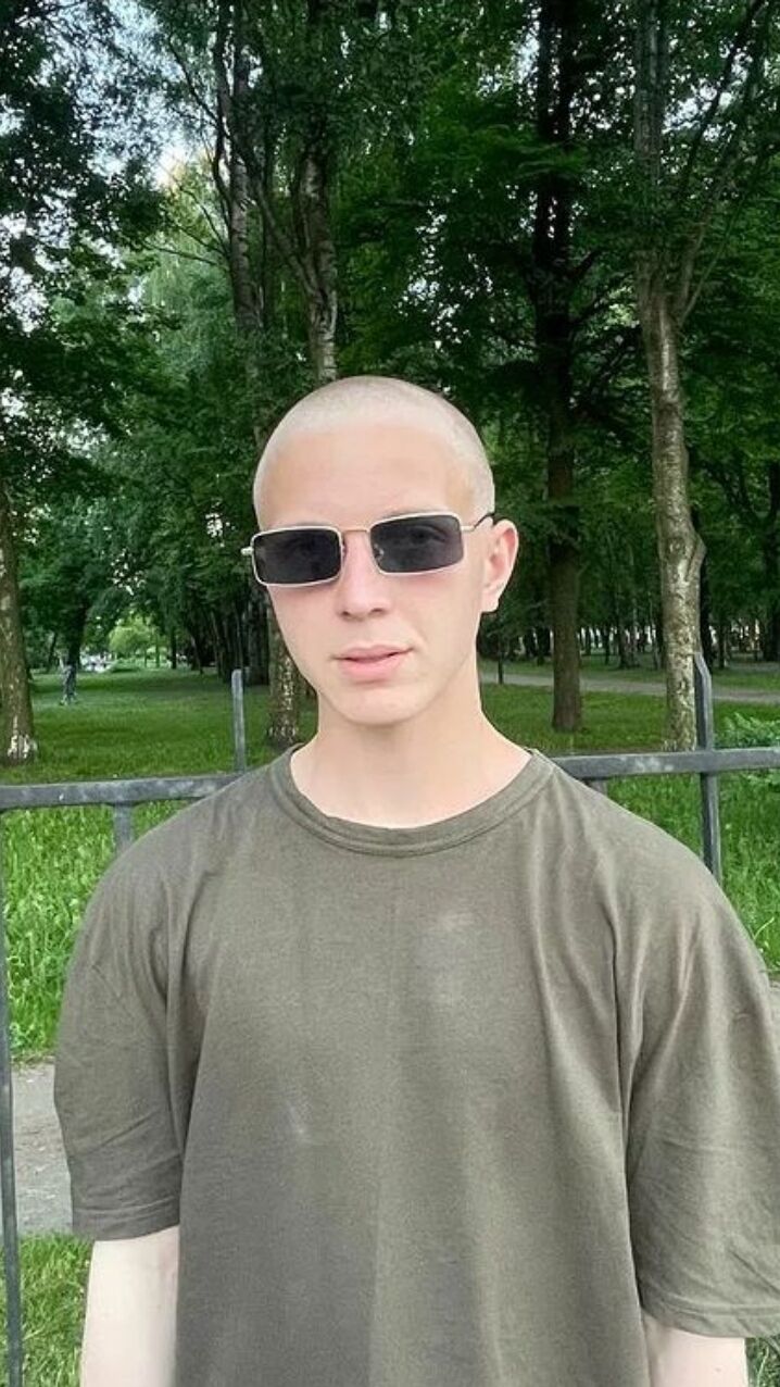  -,   Vladislav, 21 ,   ,   