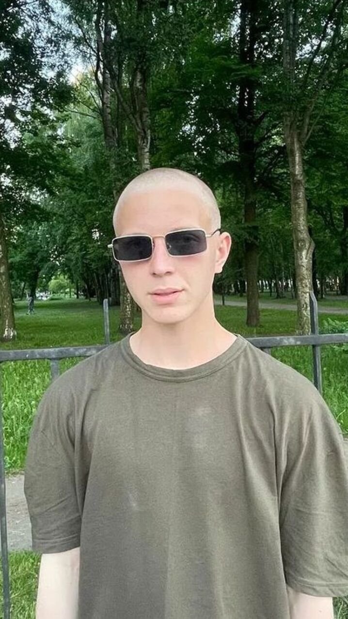  -,   Vladislav, 22 ,   ,   