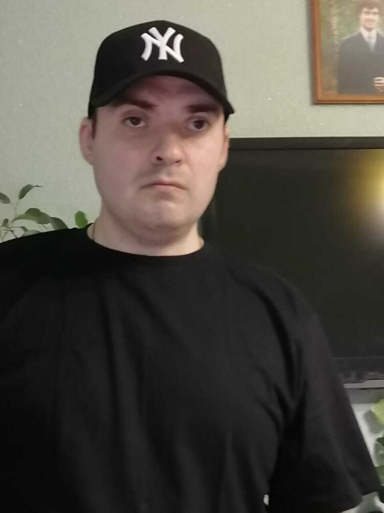  ,   Anton, 42 ,     , c , 