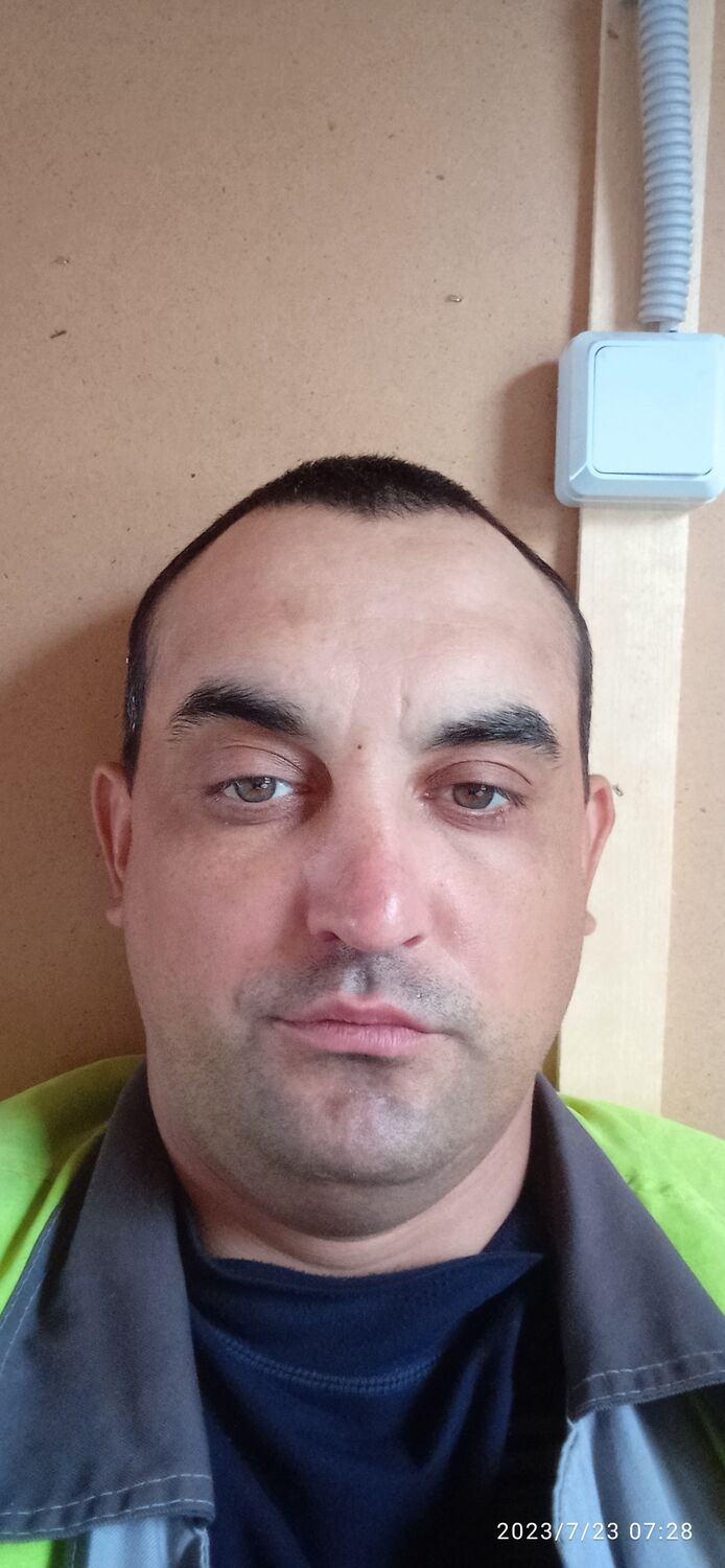  ,   Sergey, 37 ,   ,   , c , 