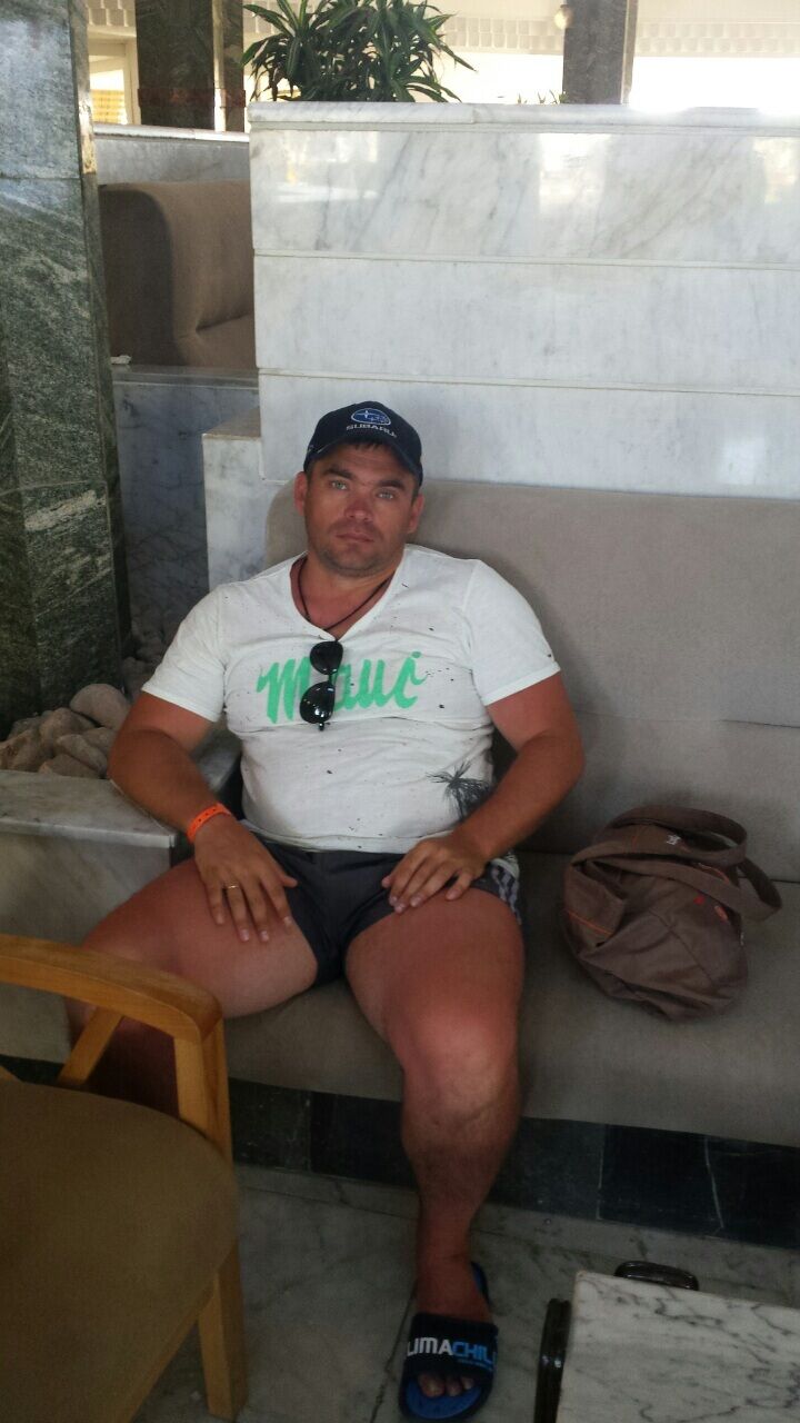  25015289  , 44 ,    