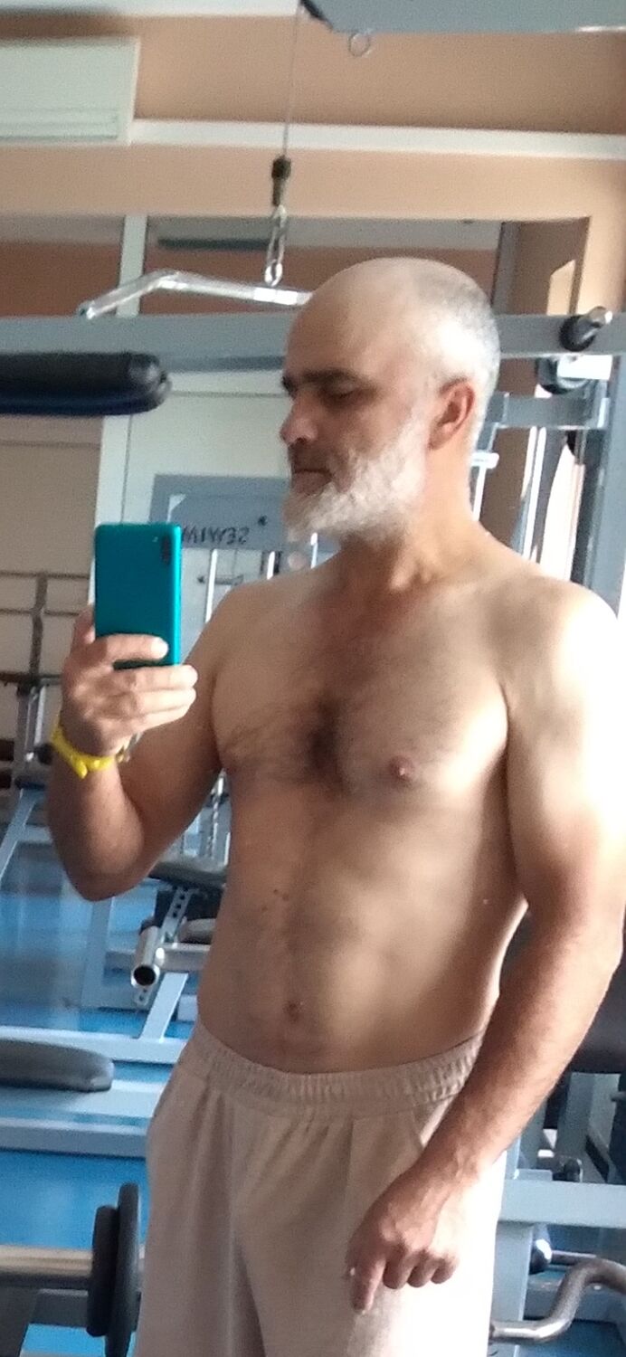  23239169  , 52 ,    