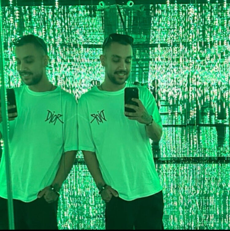  ,   Amir, 25 ,   ,   , c 