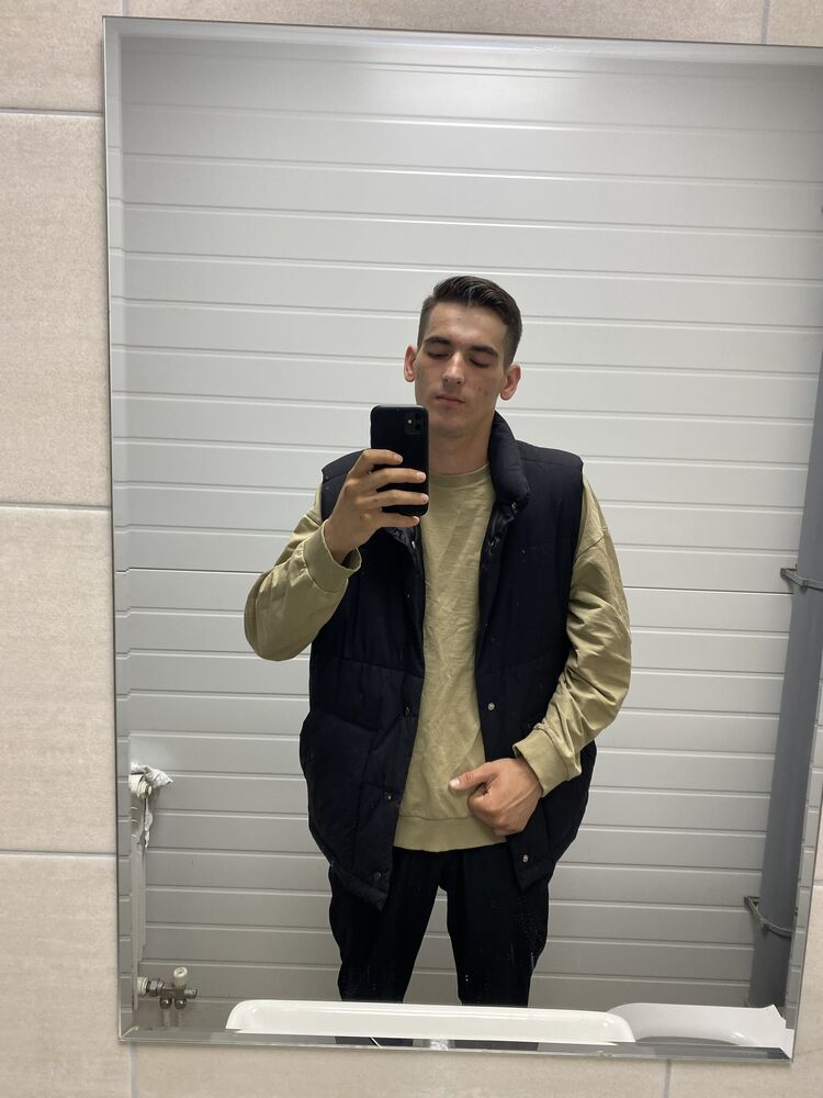  53272189  , 27 ,    