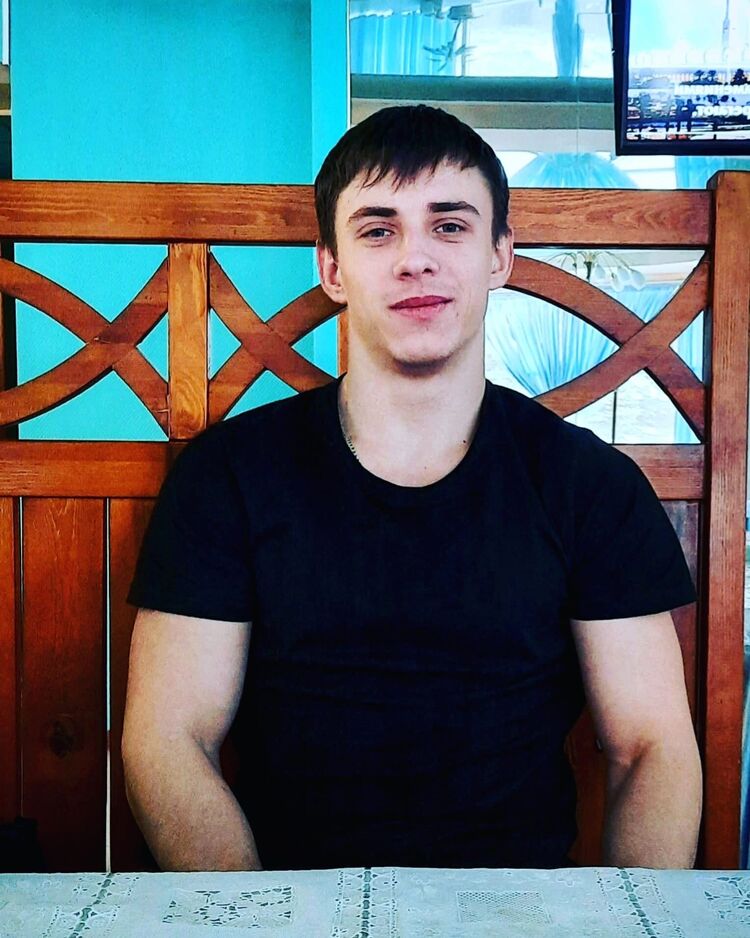  51208539  Alex, 32 ,    