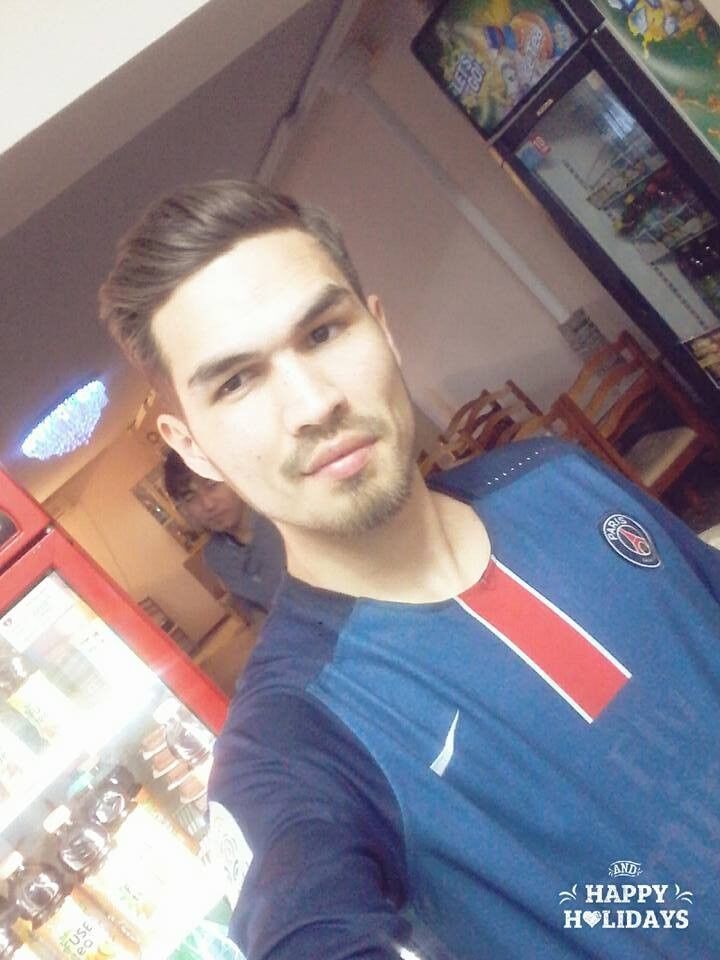  9068349  Arslan, 35 ,    