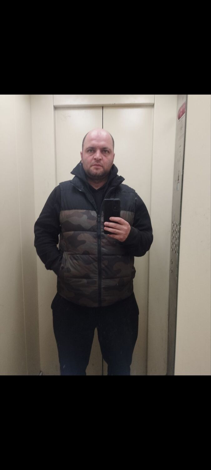  51043749  , 38 ,    