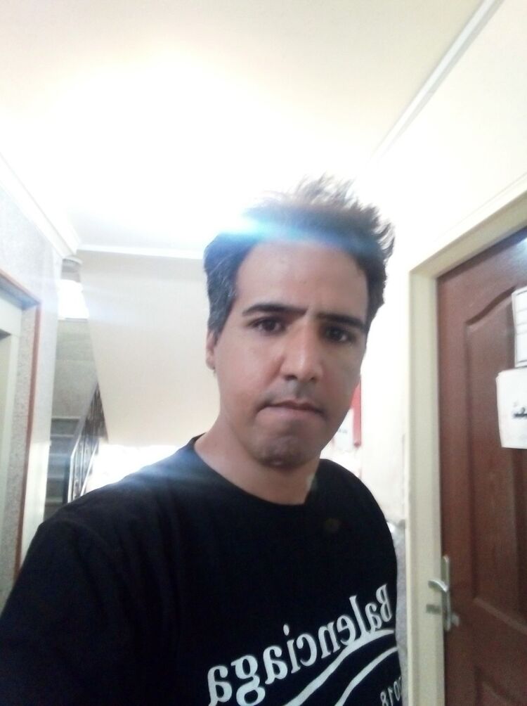  17532889  Mohsen, 35 ,    Canary Wharf