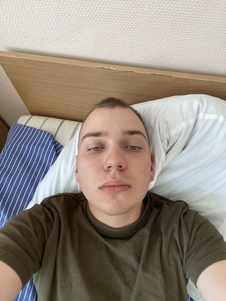  52815379  , 20 ,    