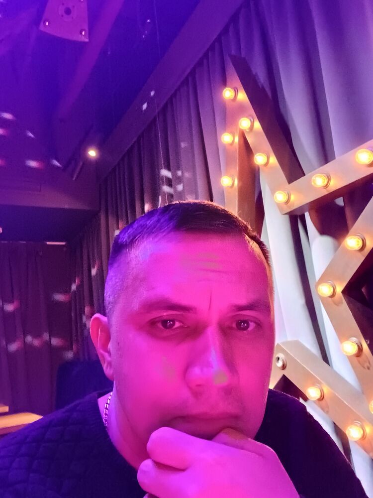  48492609  Alex, 43 ,    