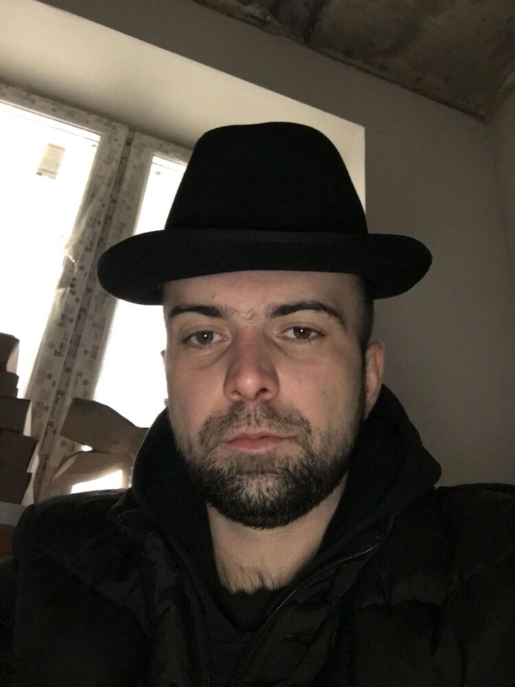  31024479  , 33 ,    -