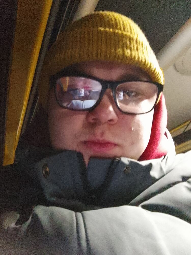 39368449  , 22 ,    