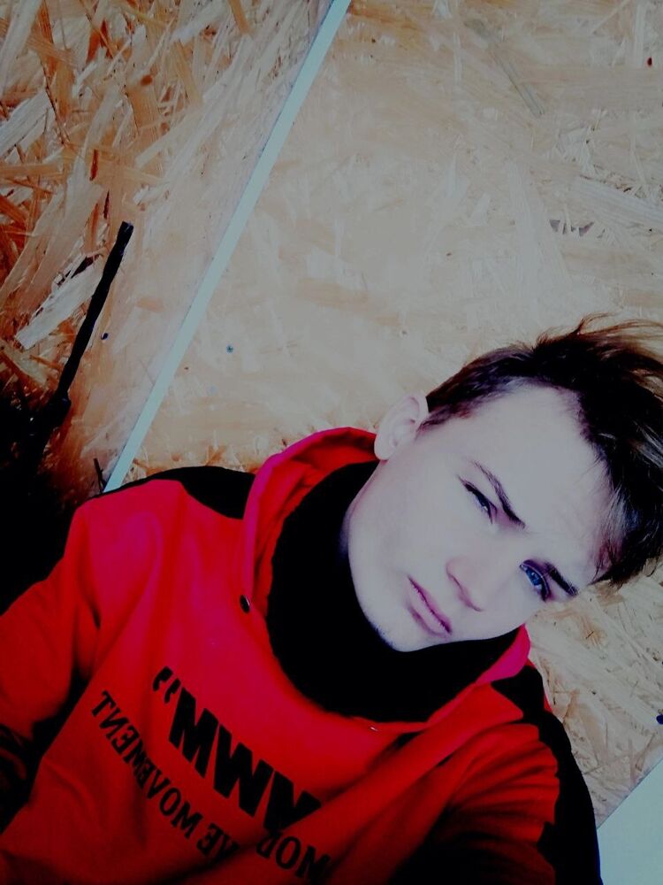  46930279  , 23 ,    