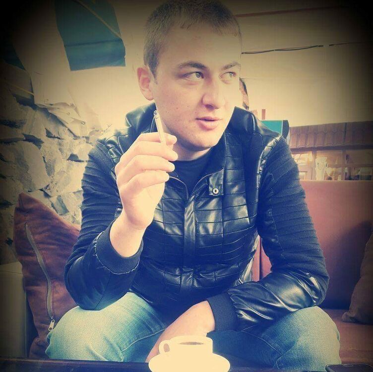  ,   Arman, 34 ,   ,   , c 