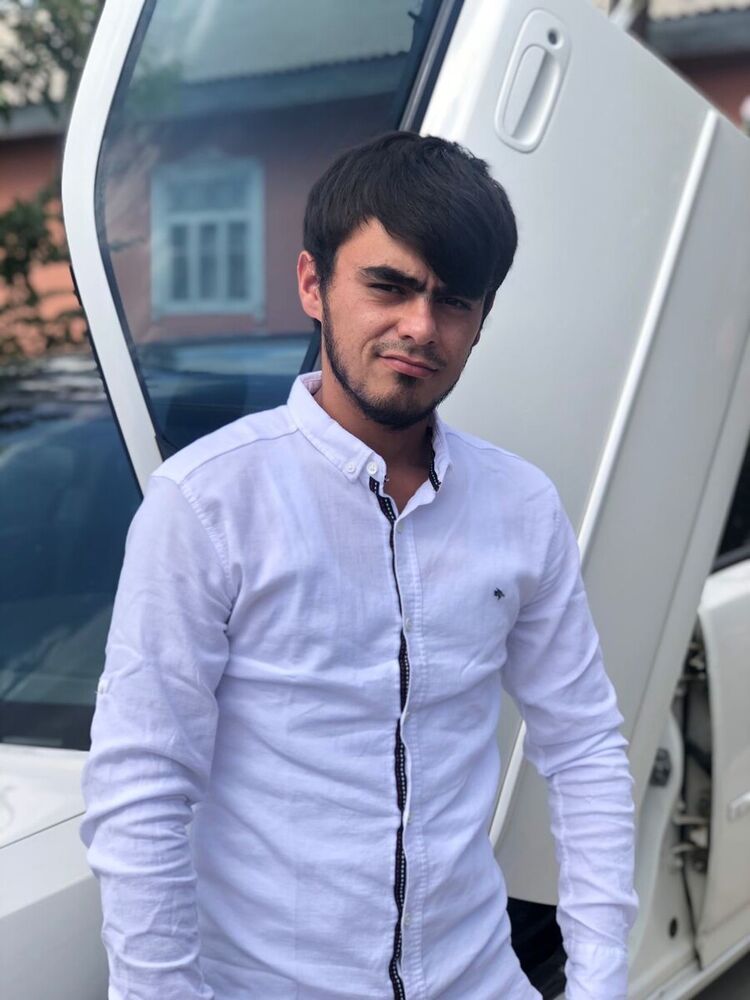  21414209  Muhammad, 29 ,    