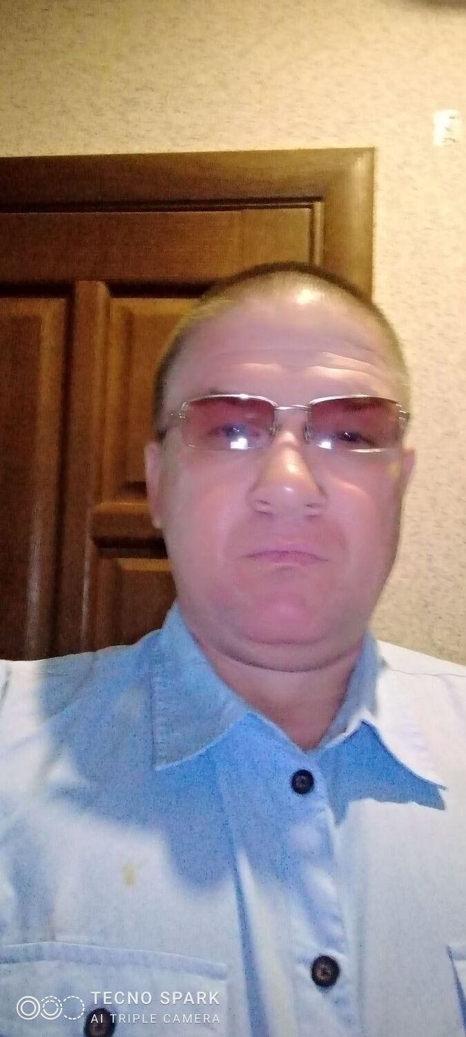  ,   Igor, 51 ,   ,   