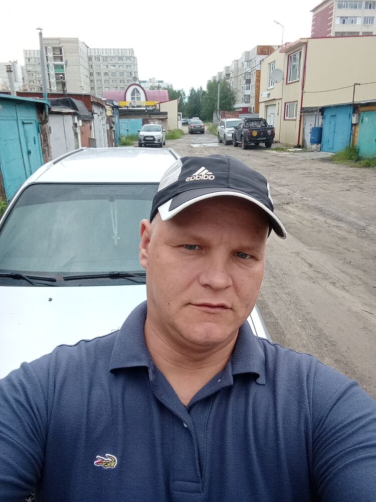  49683189  Anton, 41 ,    