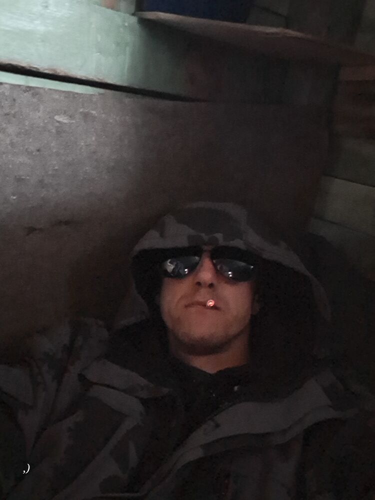  49564429  , 30 ,    