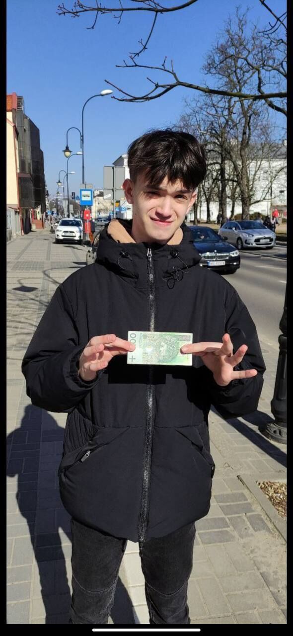  39531619  , 21 ,    