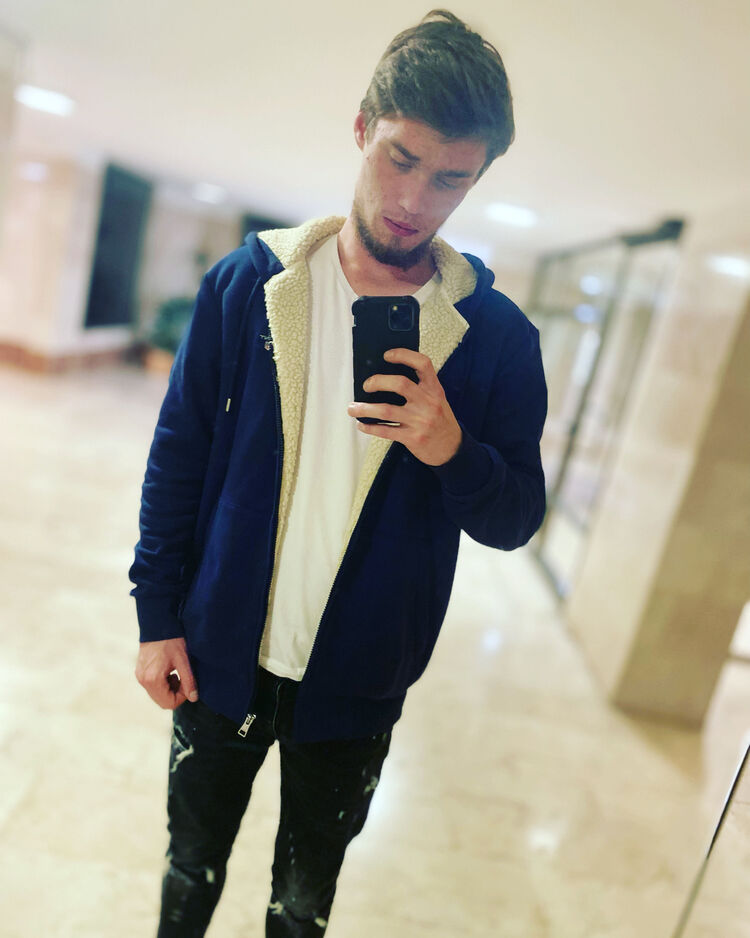  34590209  Timur, 25 ,    Herzliyya