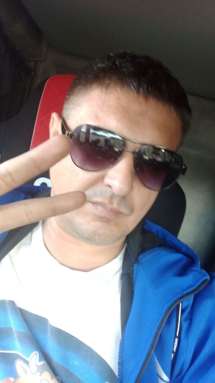  ,   Artem, 36 ,   ,   , c , 