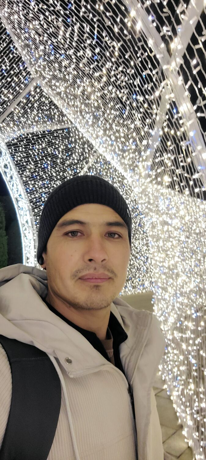  50062559  Ulugbek, 31 ,    