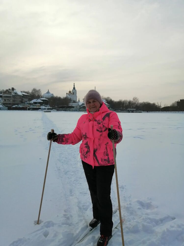  53815599  Alina, 65 ,    