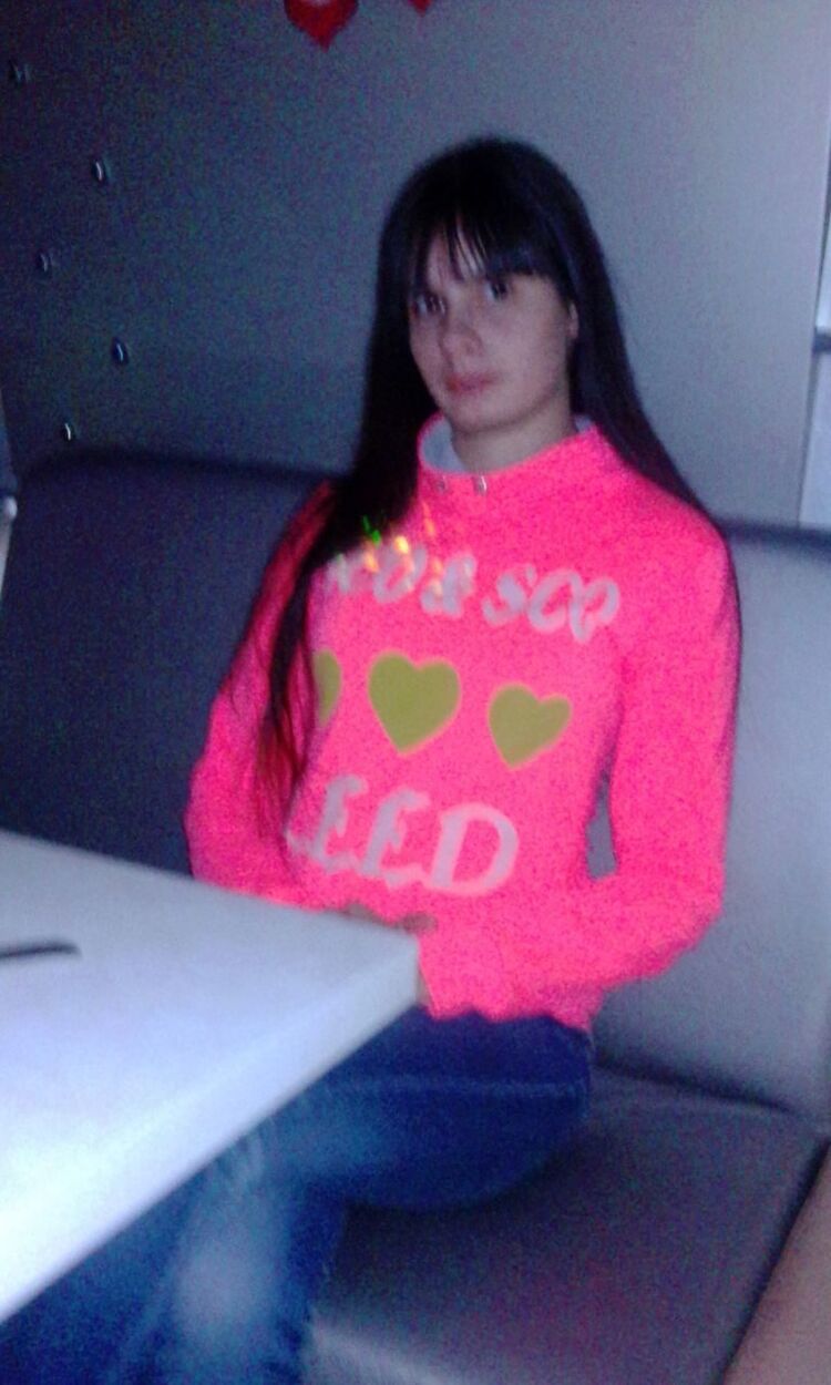  54165759  , 33 ,    --