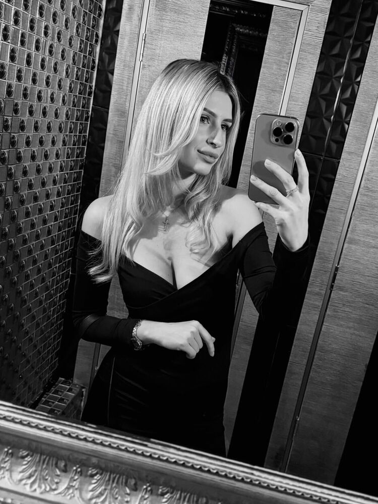  54405619  , 31 ,    --