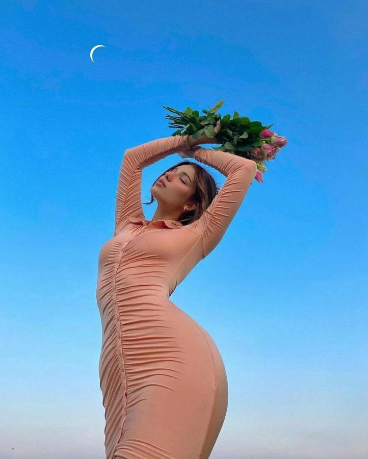  ,   Ani, 27 ,   ,   