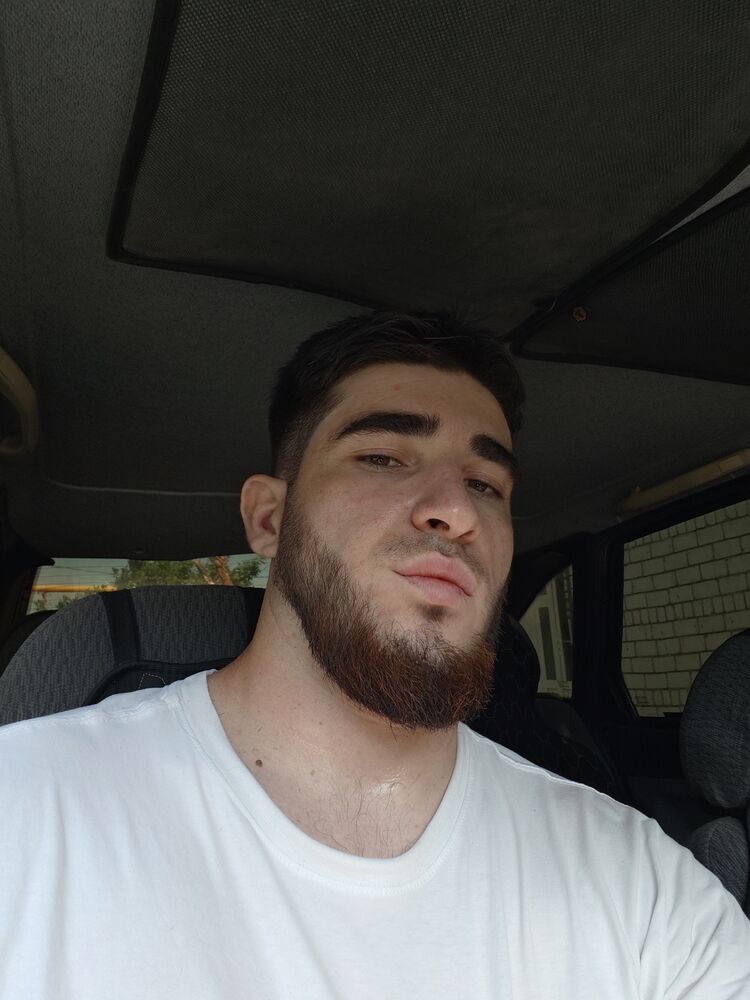  53123989  Ilyas, 25 ,    