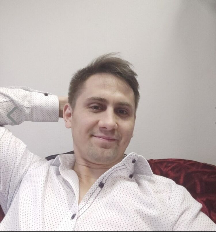  ,   Sensey, 37 ,     