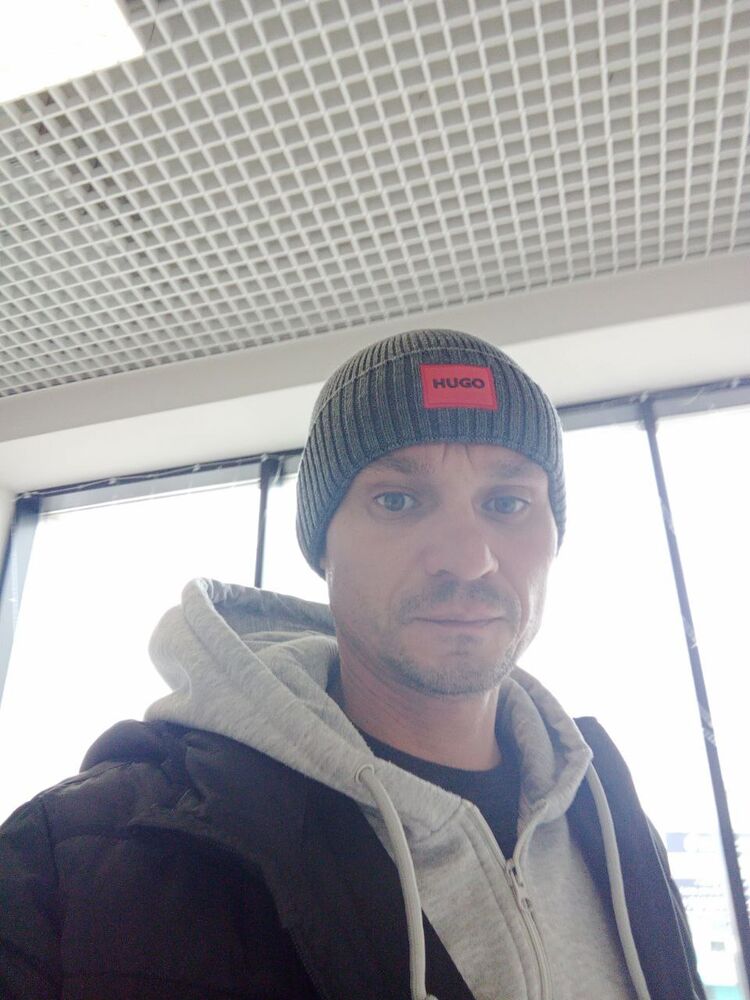 ���� 55240379 ������� ���, 37 ���, ���� ���������� � ��������