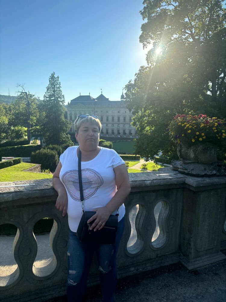  53411579  NATALI, 52 ,    