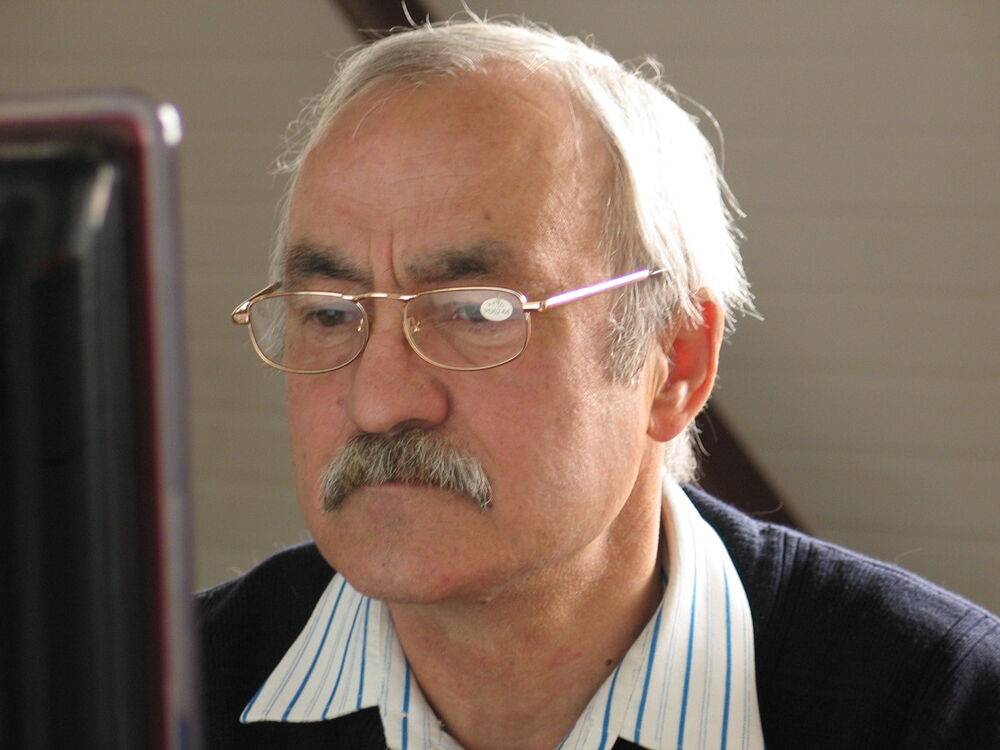  5760659  Enver, 64 ,    