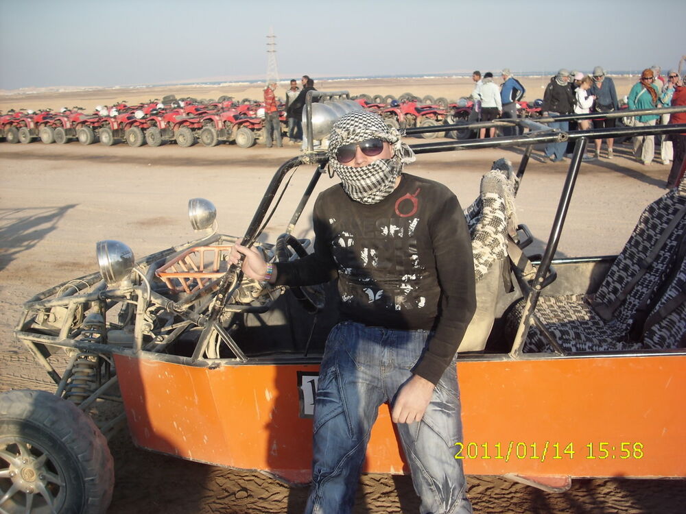  ,   IGOR, 43 ,  