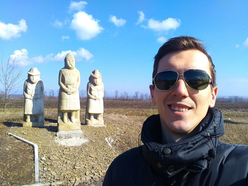  ,   Mikhail, 36 ,   ,   , c 