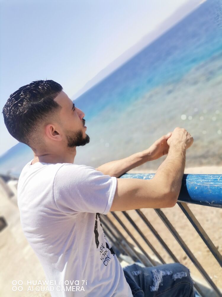  ,   Hamza ahmadh, 27 ,   ,   