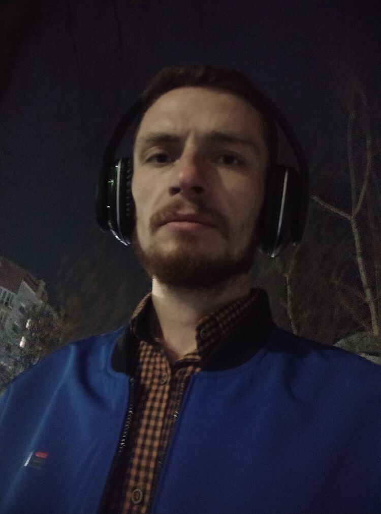  33179519  Yura, 31 ,    