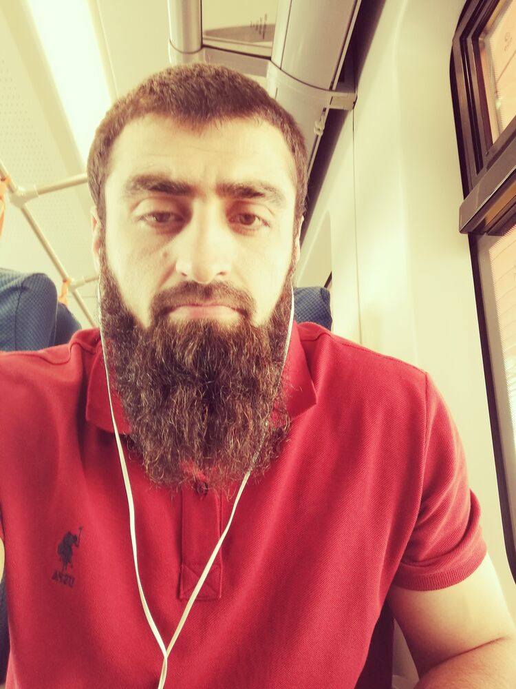 28347439  , 33 ,     